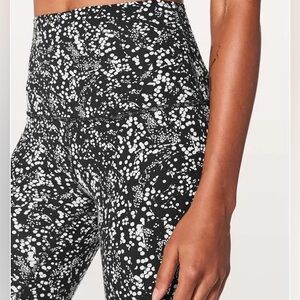 Lululemon Wunder Under Mid Rise Crop Leggings Black White Dot Print